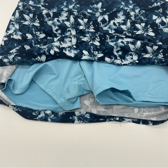 Tranquility by Colorado Clothing Floral Skort Blue size Large Built-In Shorts - Picture 5 of 8
